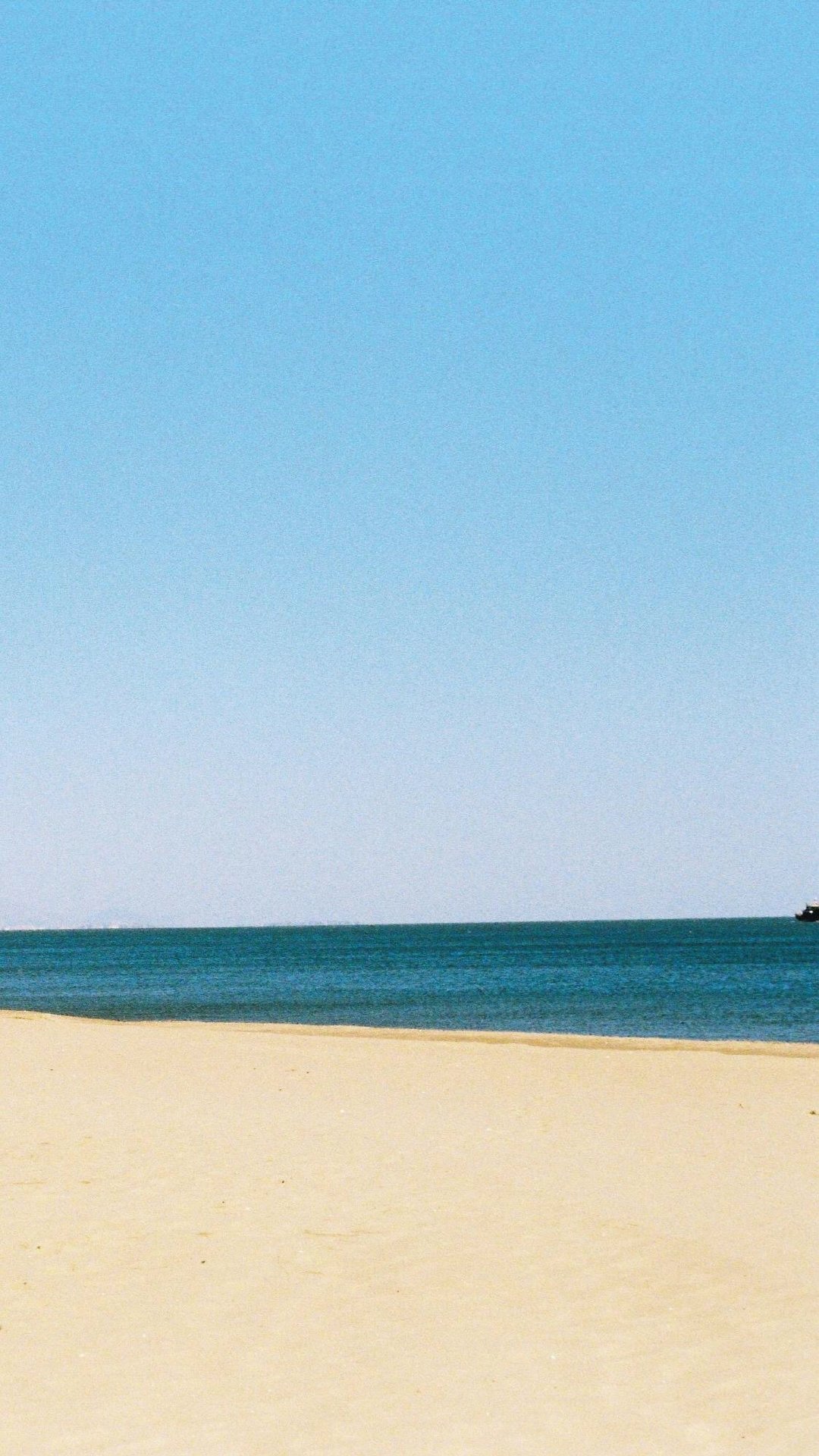 清新海边沙滩风景手机壁纸