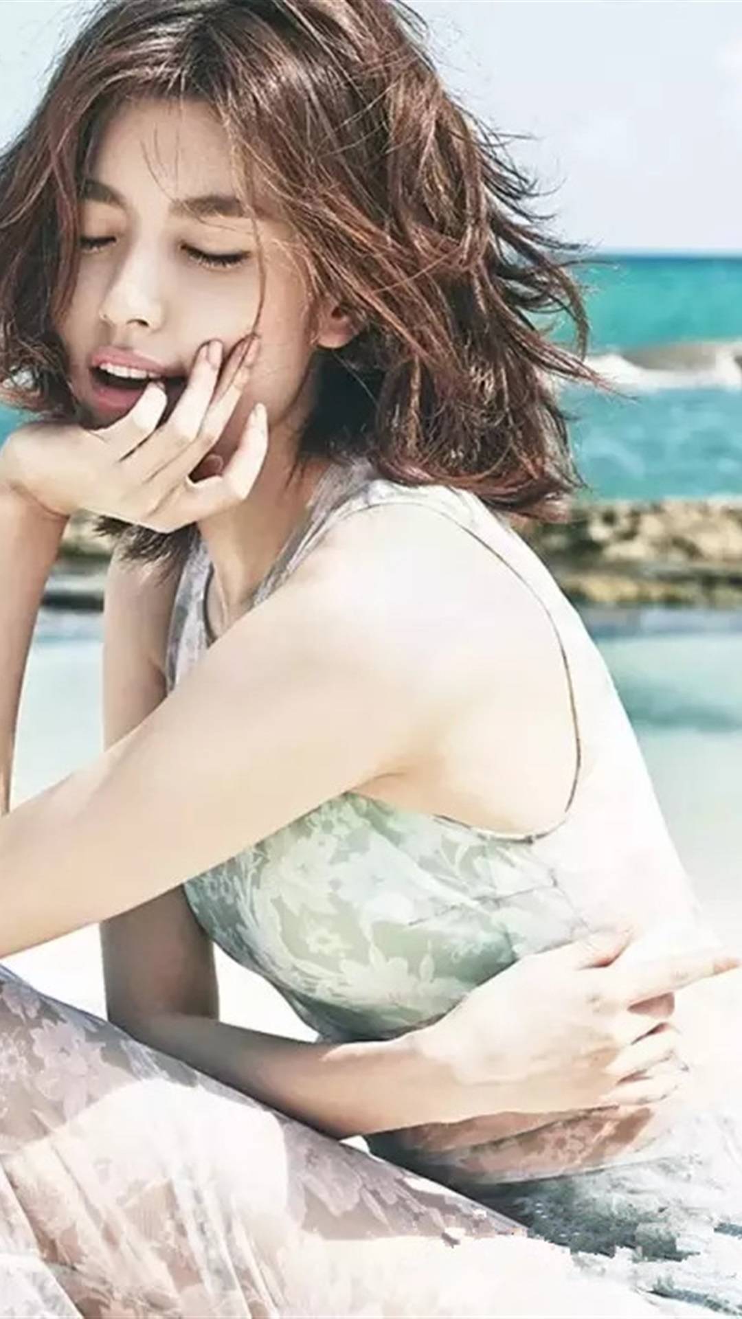 韩国美女演员韩孝珠,高清图片,手机锁屏桌面壁纸族